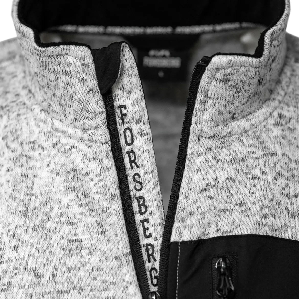 FORSBERG warme Strickjacke mit Brusttasche